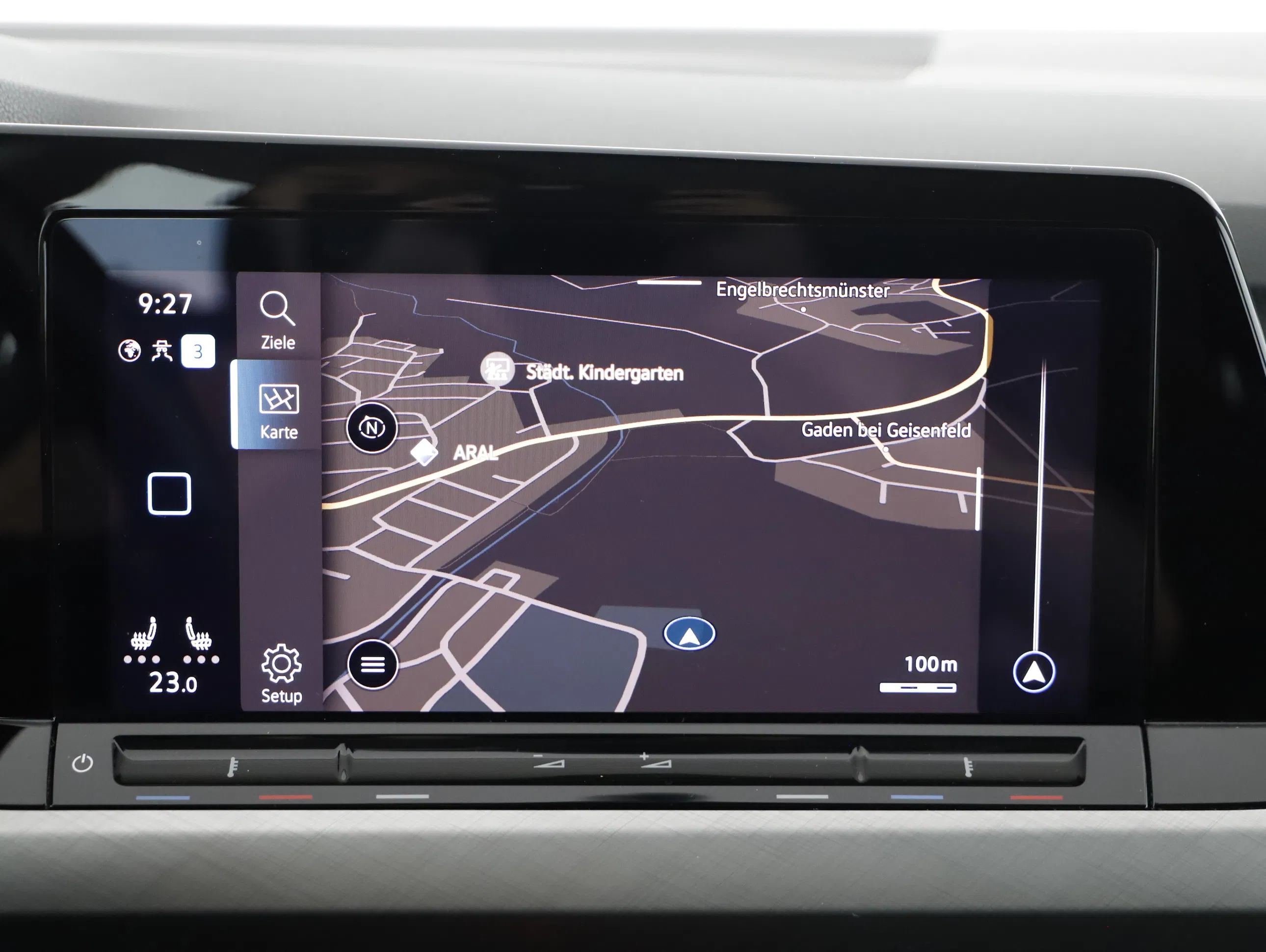 VW Golf VIII Variant 1.0 TSI Life | Bild 9 von 26