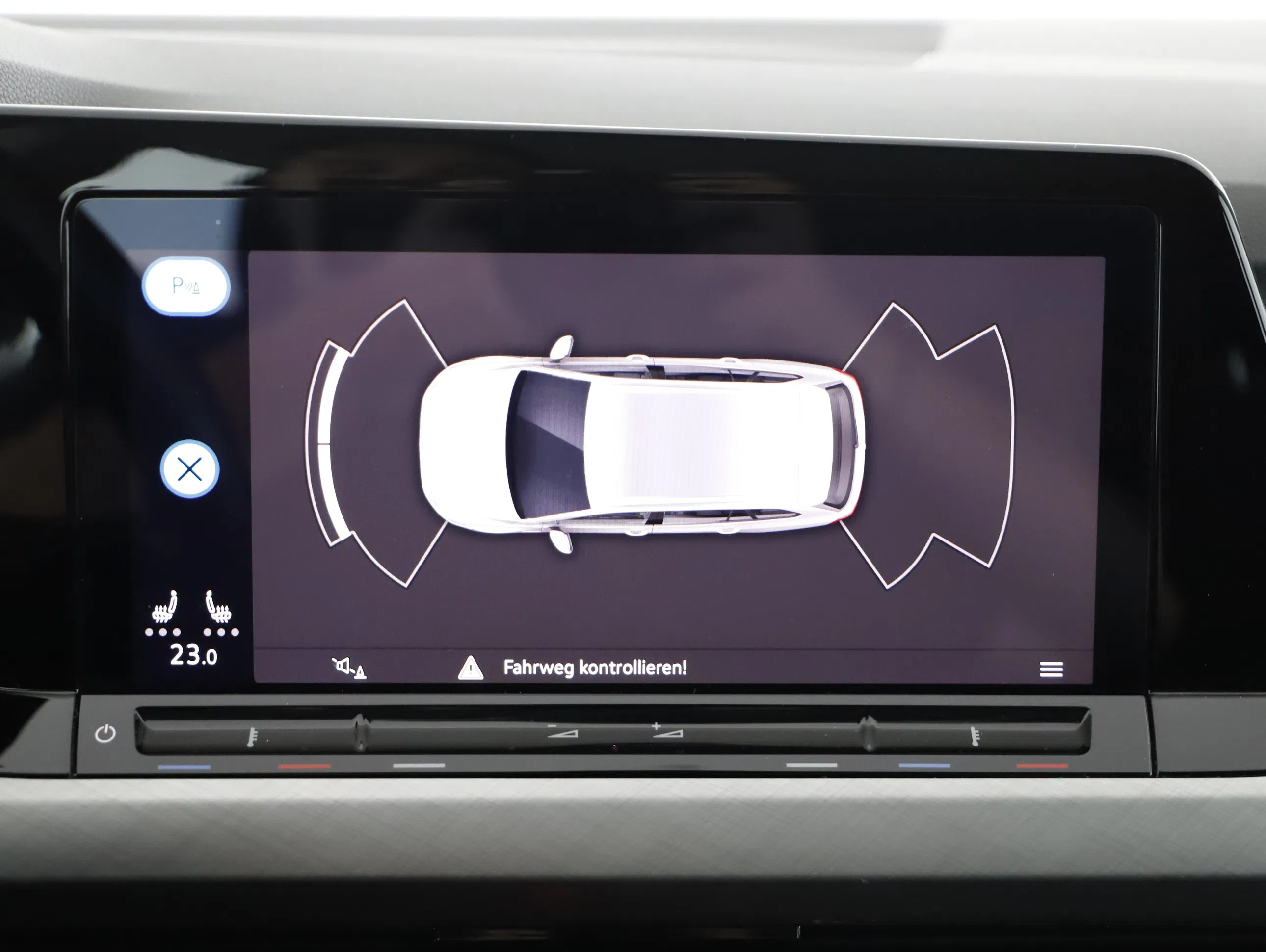 VW Golf VIII Variant 1.0 TSI Life | Bild 10 von 26