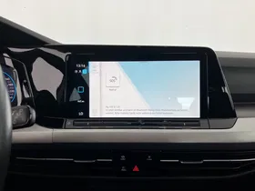 VW Golf VIII Variant 2.0 TDI Life | Thumbnail 14 von 31