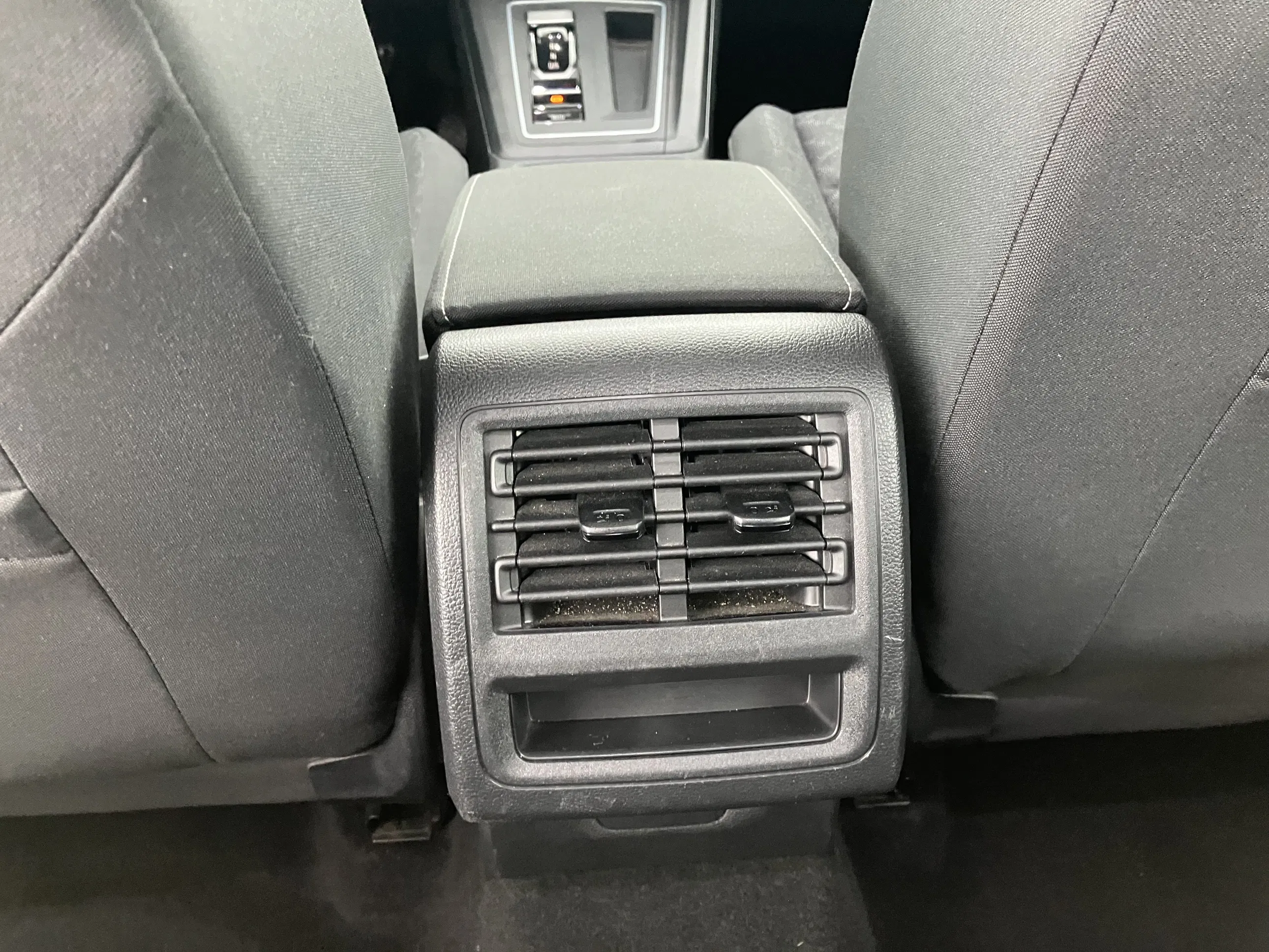 VW Golf VIII Variant 2.0 TDI Life | Bild 22 von 31