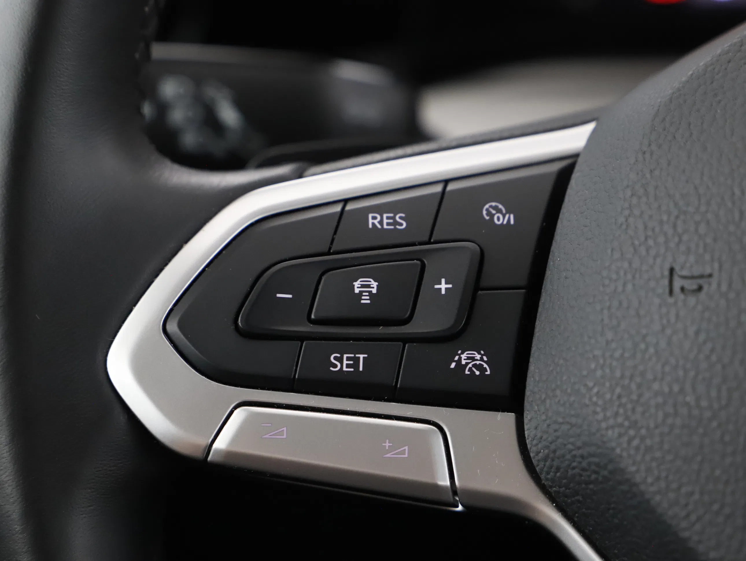 VW Golf VIII Variant 2.0 TDI Life | Bild 14 von 27