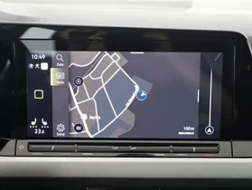 VW Golf VIII Variant 2.0 TDI Life | Thumbnail 21 von 27