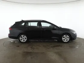 VW Golf VIII Variant 2.0 TDI Life | Thumbnail 4 von 27