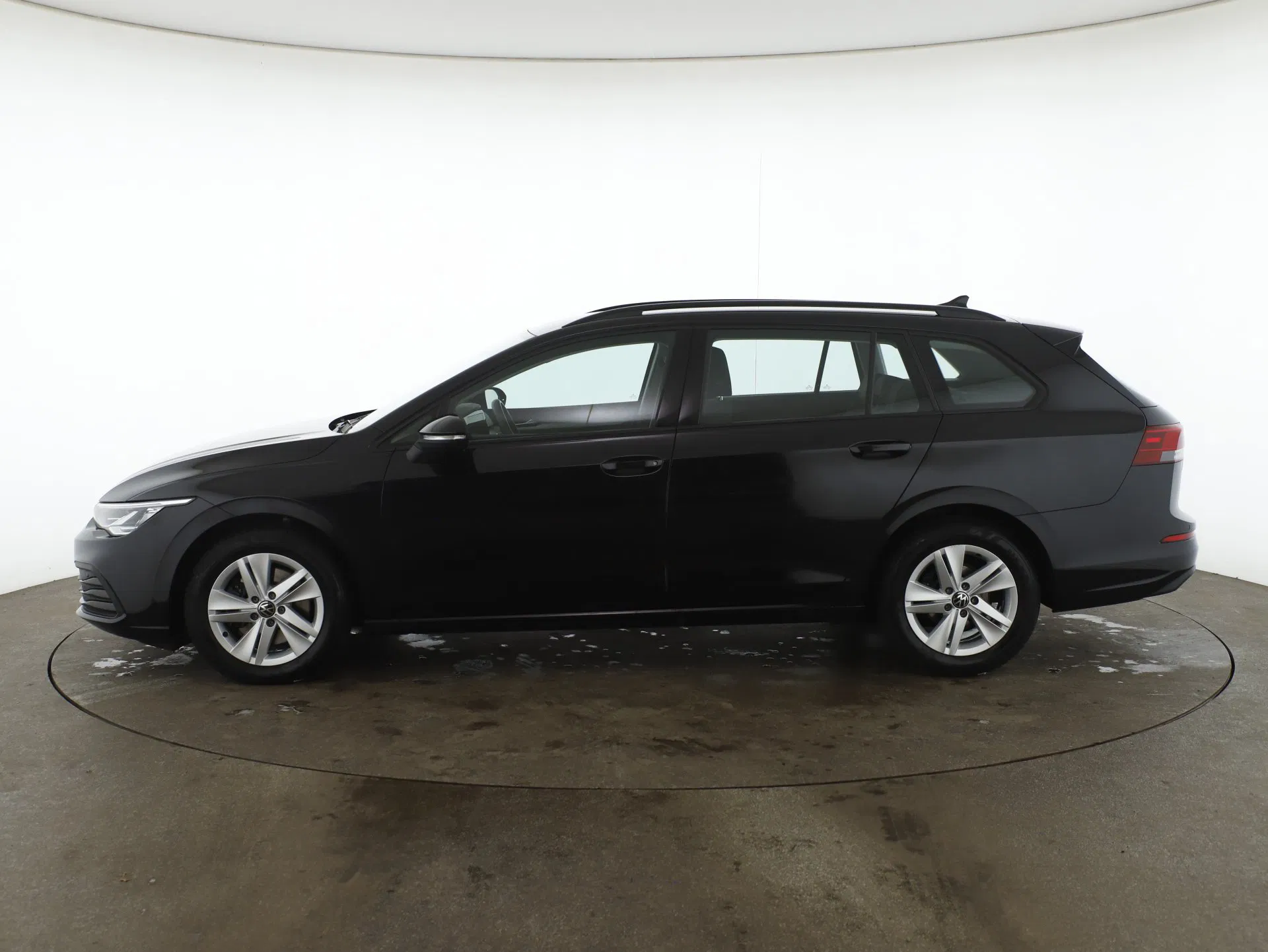 VW Golf VIII Variant 2.0 TDI Life | Bild 5 von 27