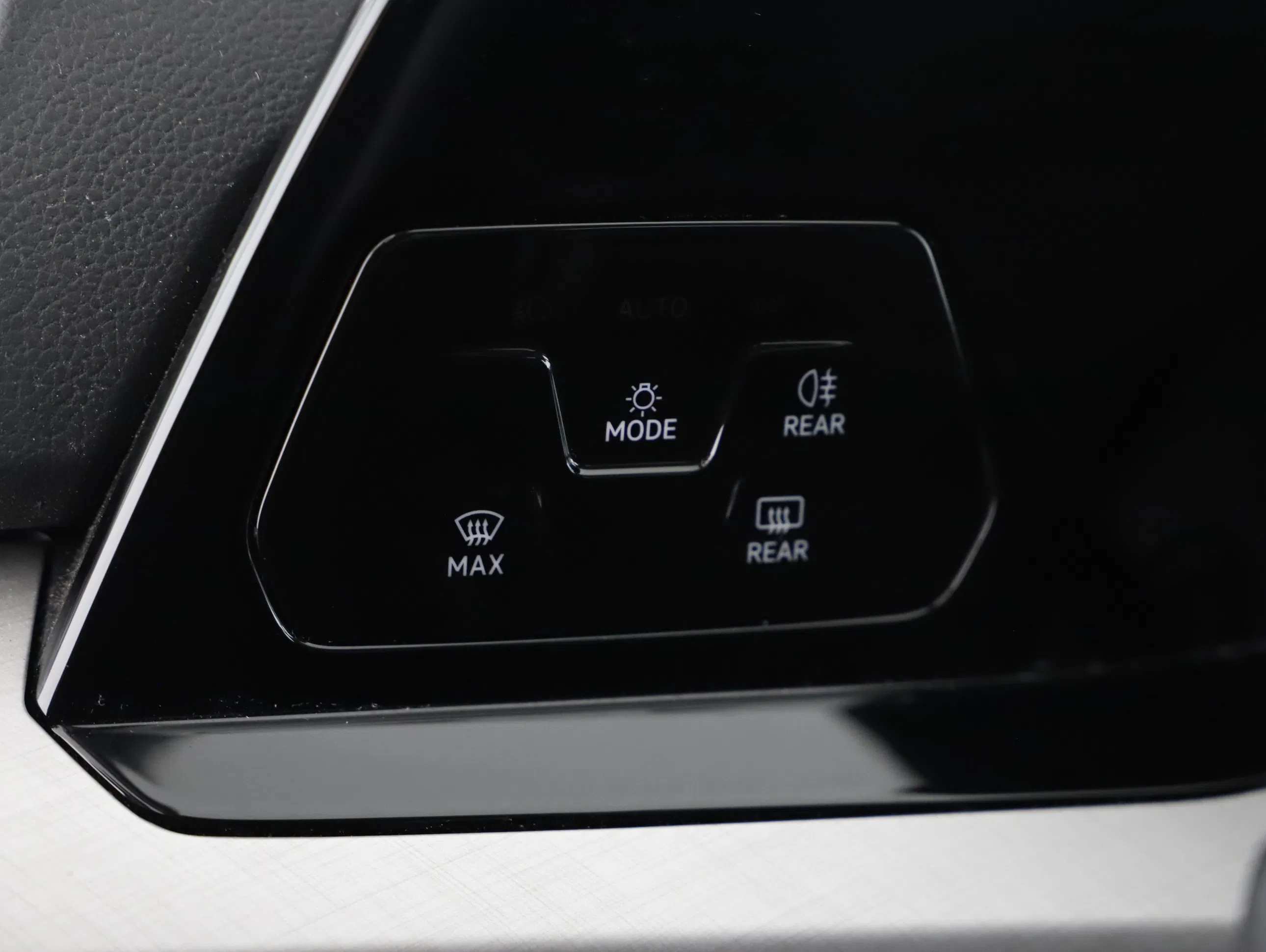 VW Golf VIII Variant 2.0 TDI Life | Bild 13 von 23