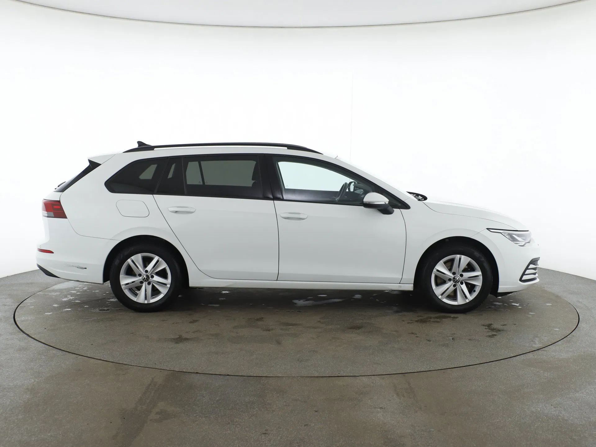 VW Golf VIII Variant 2.0 TDI Life | Bild 5 von 31