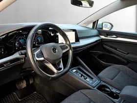 VW Golf VIII Var. 2.0 TDI DSG Life | Thumbnail 10 von 20