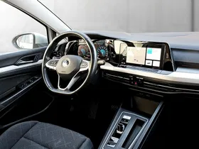 VW Golf VIII Var. 2.0 TDI DSG Life | Thumbnail 12 von 20