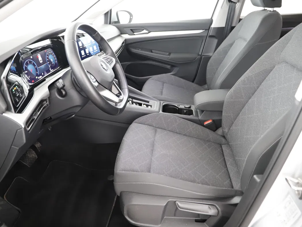 Bild eines VW Golf VIII Variant 2.0 TDI Life