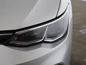 VW Golf VIII Variant 2.0 TDI Life | Thumbnail 19 von 21