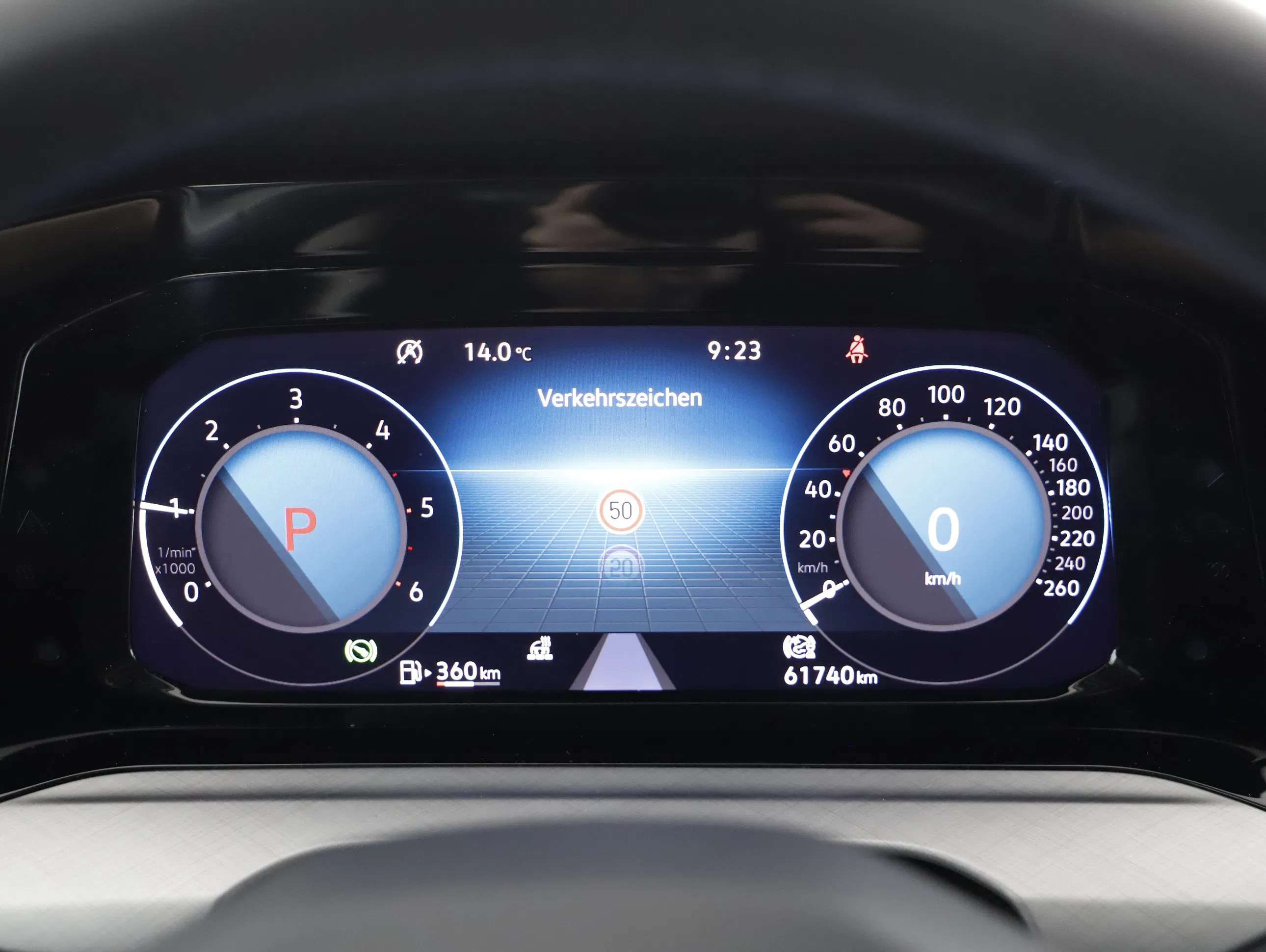 VW Golf VIII Variant 2.0 TDI Life | Bild 6 von 21