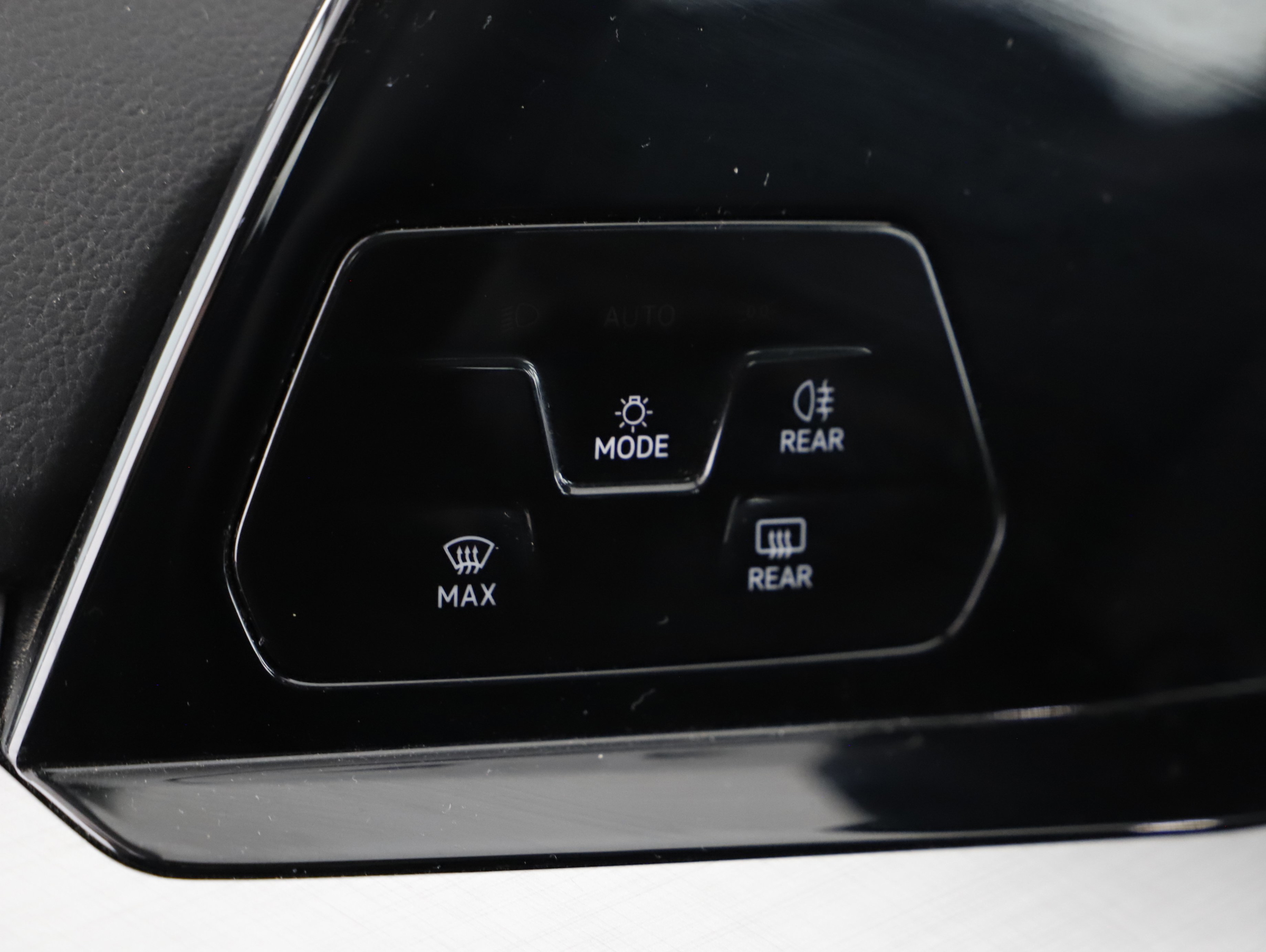 VW Golf VIII 2.0 TDI Life | Bild 13 von 31