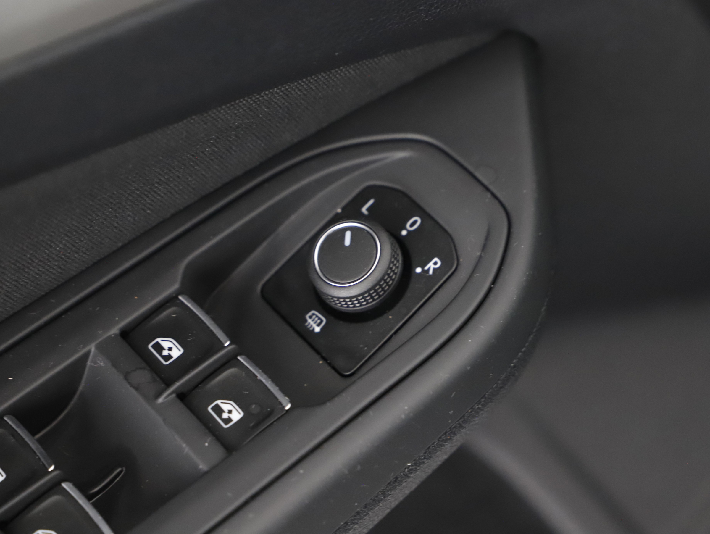 VW Golf VIII 2.0 TDI Life | Bild 15 von 31