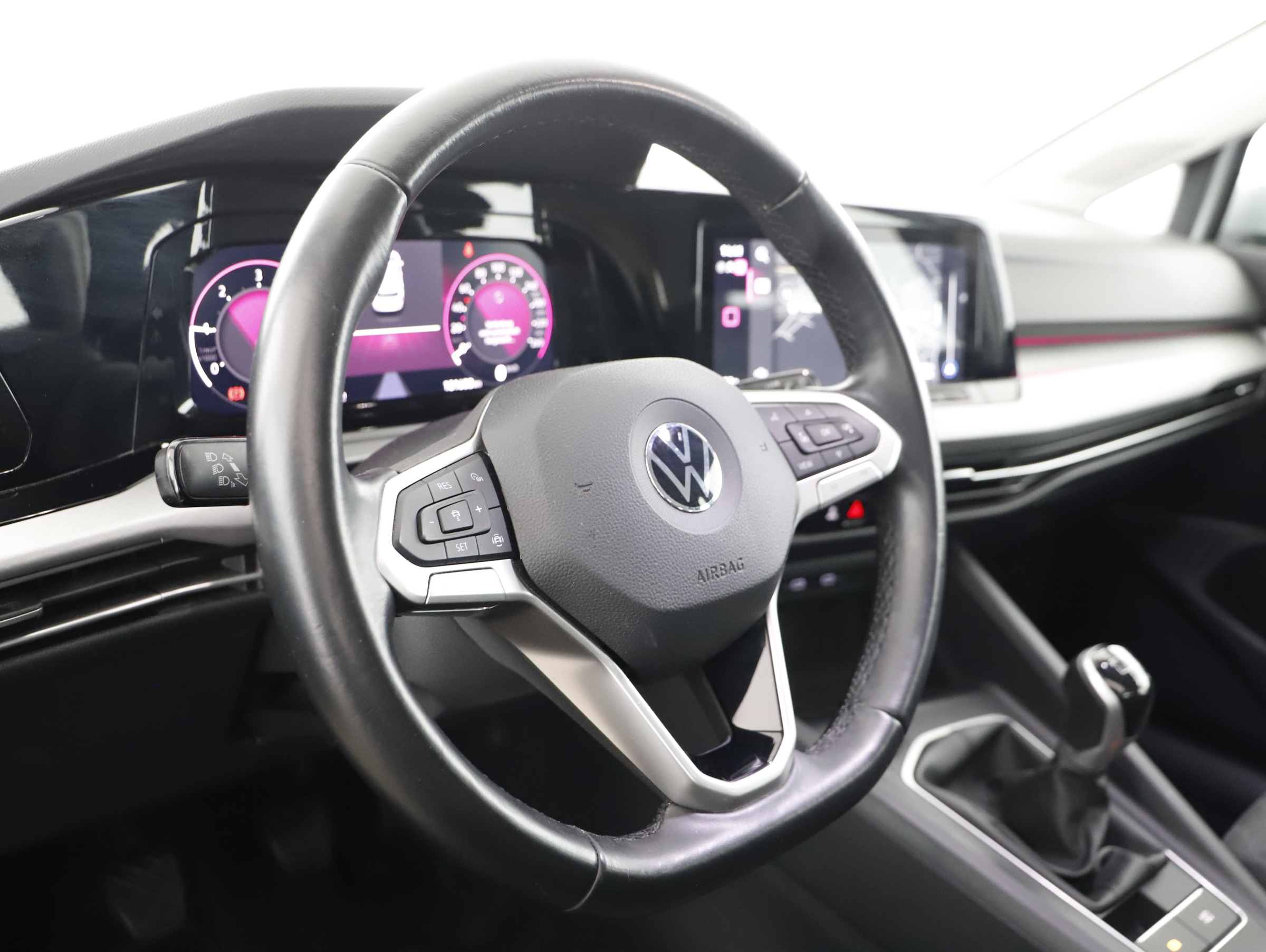 VW Golf VIII 2.0 TDI Life | Bild 5 von 31