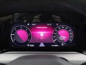 VW Golf VIII 2.0 TDI Life | Thumbnail 7 von 31