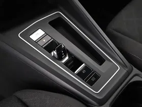 VW Golf VIII 2.0 TDI Life | Thumbnail 23 von 28