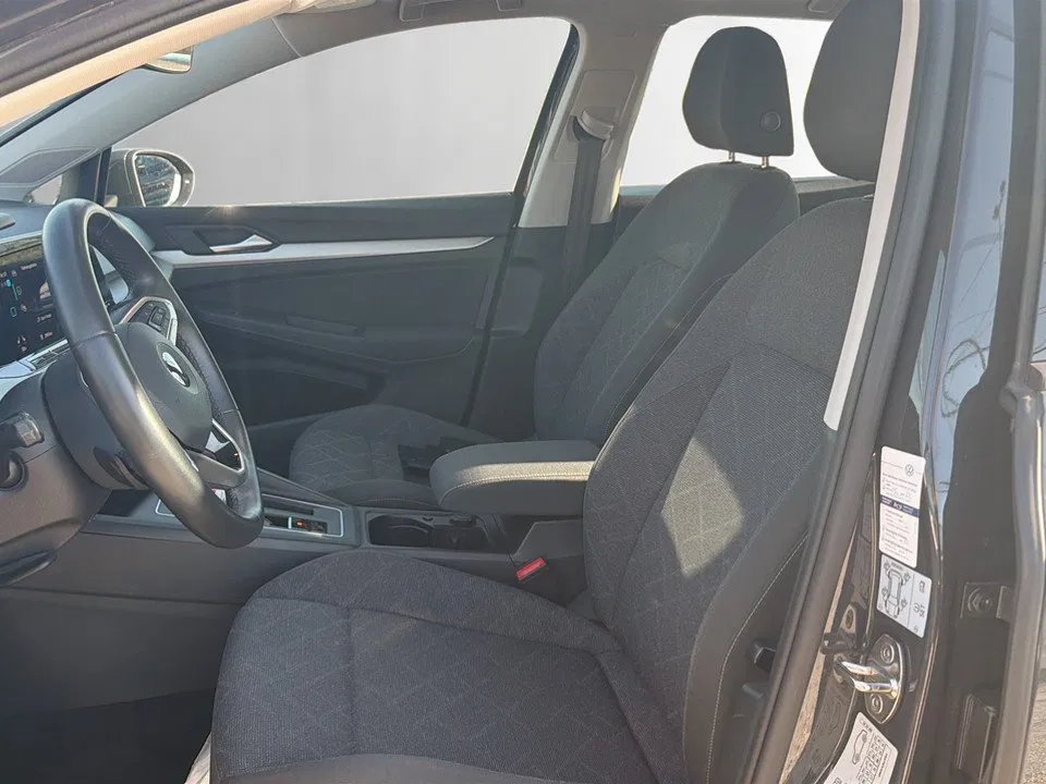 VW Golf VIII 1.5 eTSI Life | Bild 12 von 19