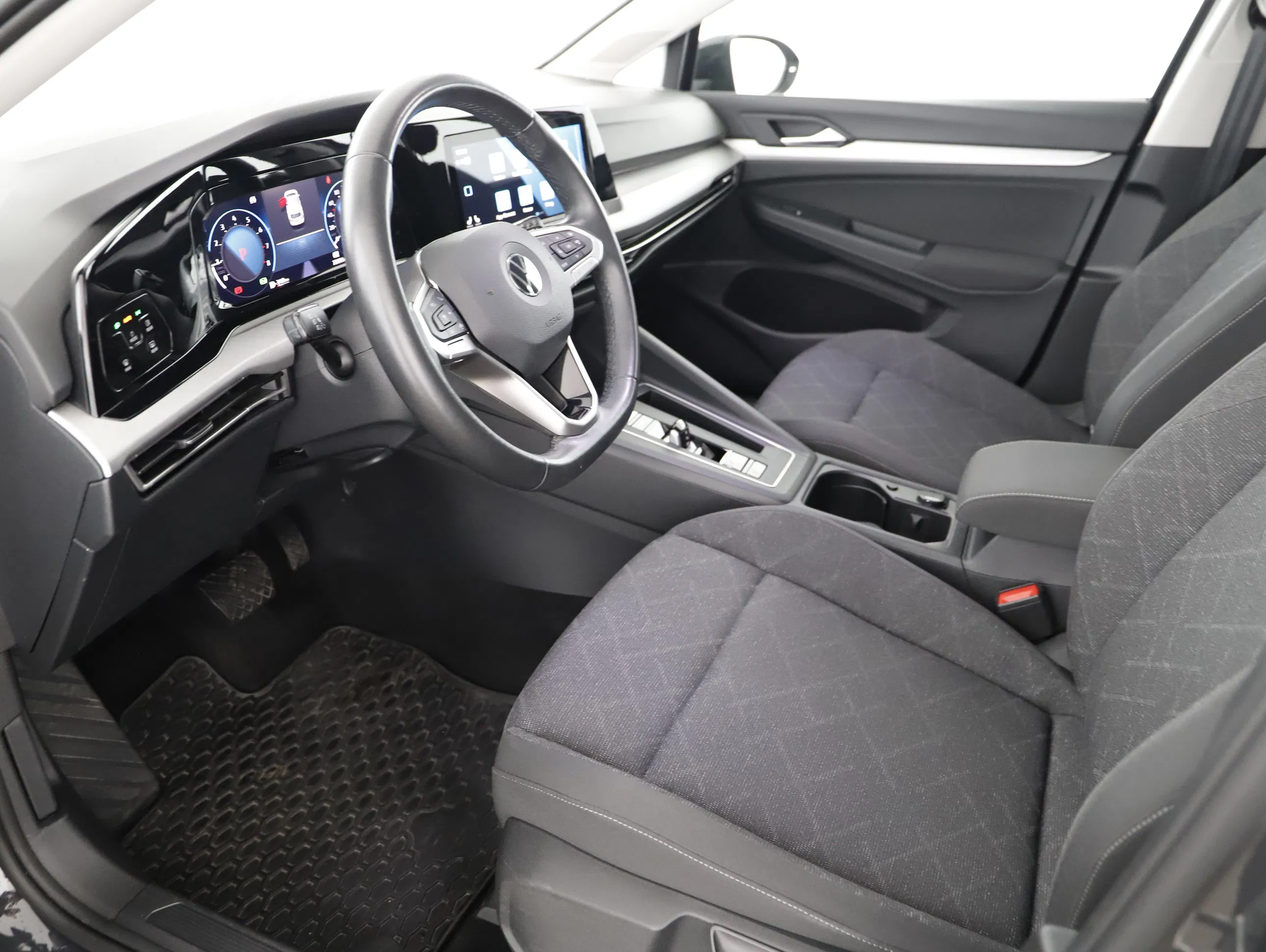 VW Golf VIII 1.5 eTSI Life | Bild 4 von 19