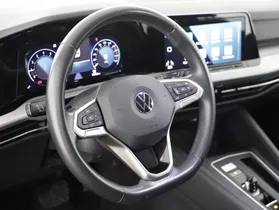VW Golf VIII 1.5 eTSI Life | Thumbnail 5 von 19