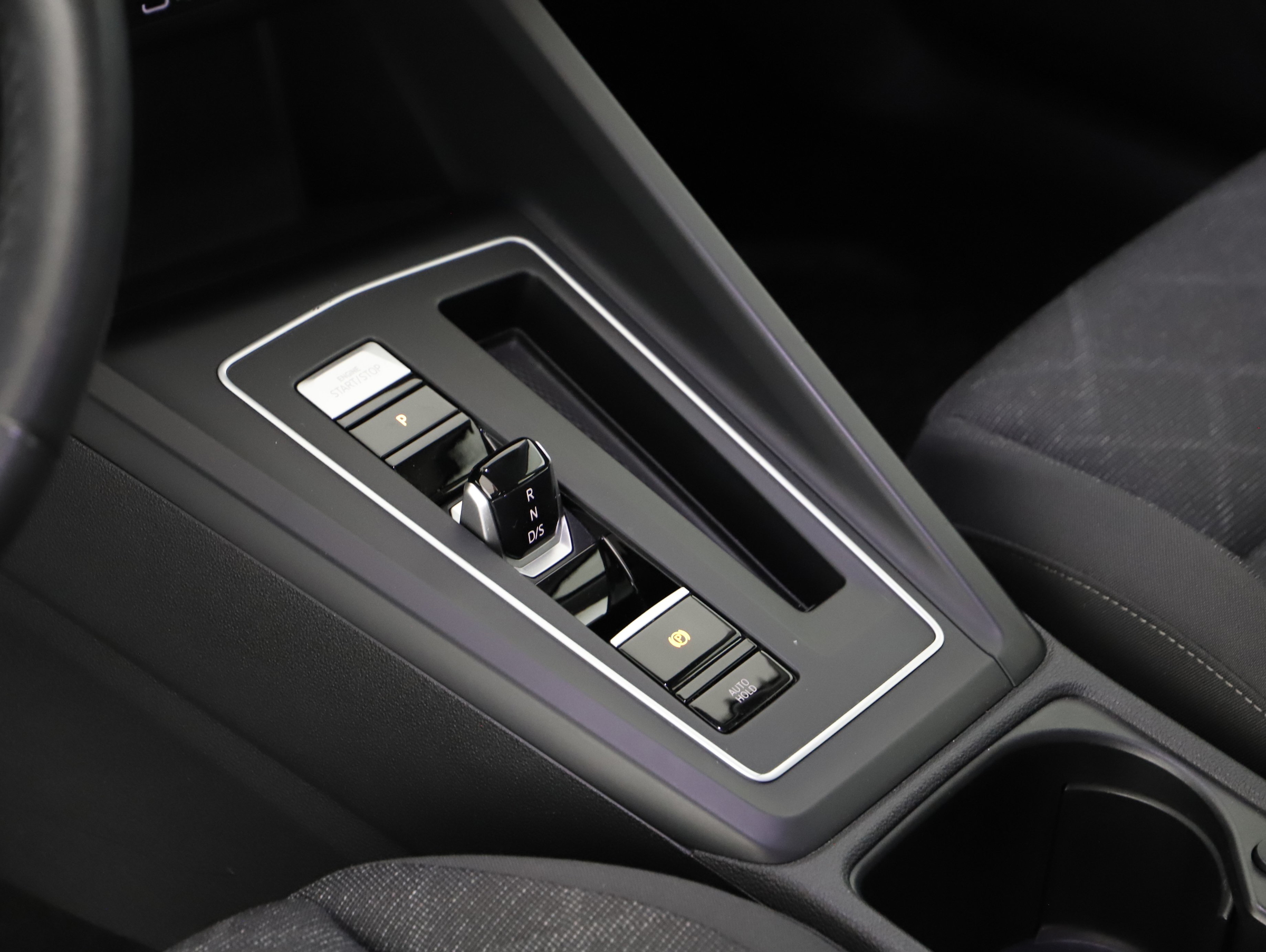 VW Golf VIII 1.5 eTSI Life | Bild 6 von 19