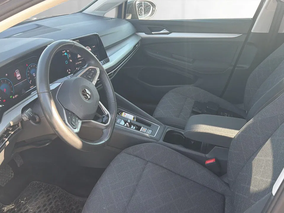 VW Golf VIII 1.5 eTSI Life | Bild 8 von 19