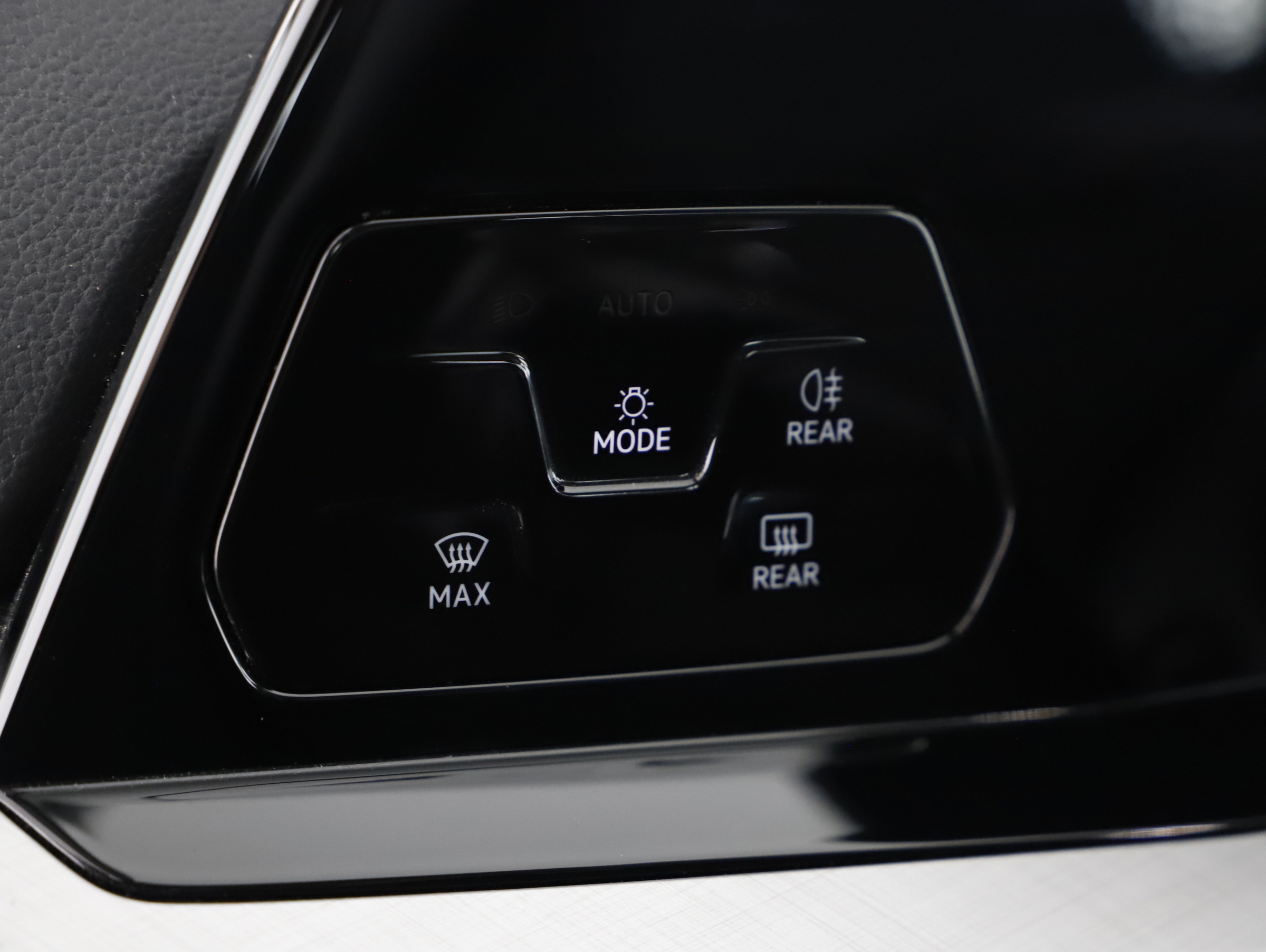 VW Golf VIII 2.0 TDI Life | Bild 17 von 22