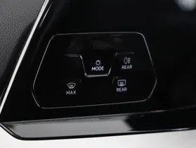 VW Golf VIII 2.0 TDI Life | Thumbnail 17 von 22