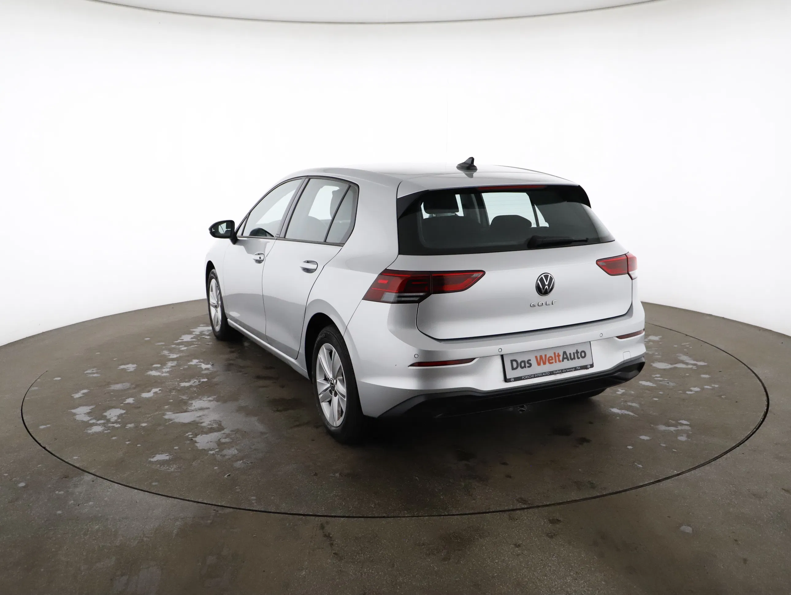 VW Golf VIII 2.0 TDI Life | Bild 3 von 22