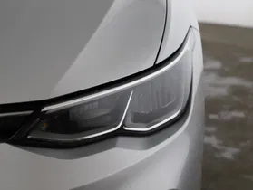 VW Golf VIII 2.0 TDI Life | Thumbnail 4 von 22