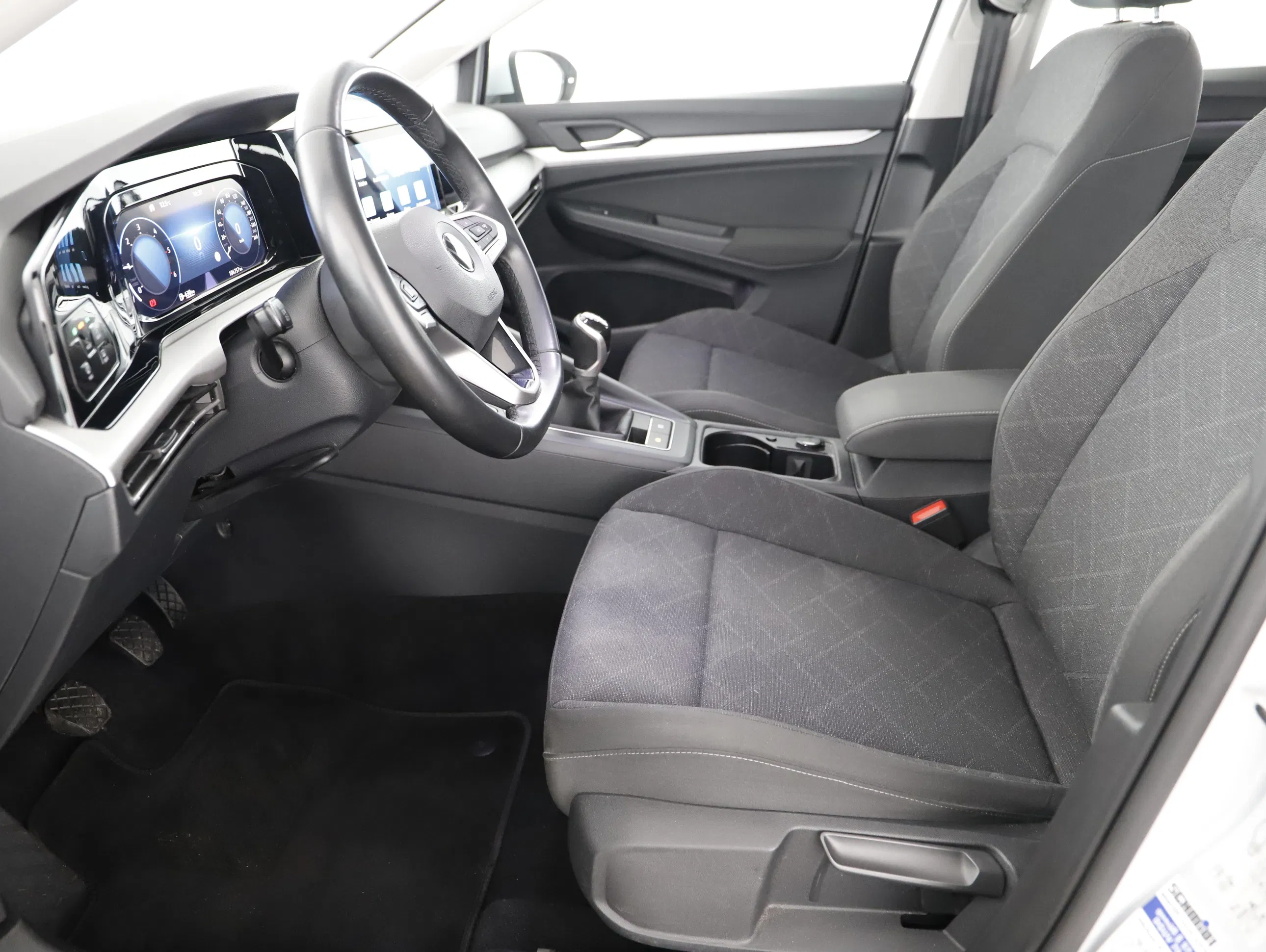 VW Golf VIII 2.0 TDI Life | Bild 5 von 22