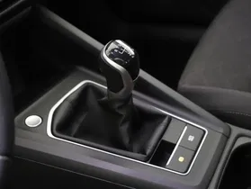 VW Golf VIII 2.0 TDI Life | Thumbnail 9 von 22