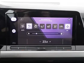 VW Golf VIII 2.0 TDI Life | Thumbnail 16 von 21