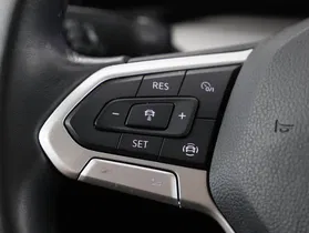 VW Golf VIII 2.0 TDI Life | Thumbnail 10 von 21