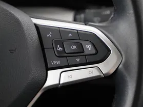 VW Golf VIII 2.0 TDI Life | Thumbnail 11 von 21