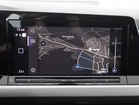 VW Golf VIII 2.0 TDI Life | Thumbnail 14 von 21