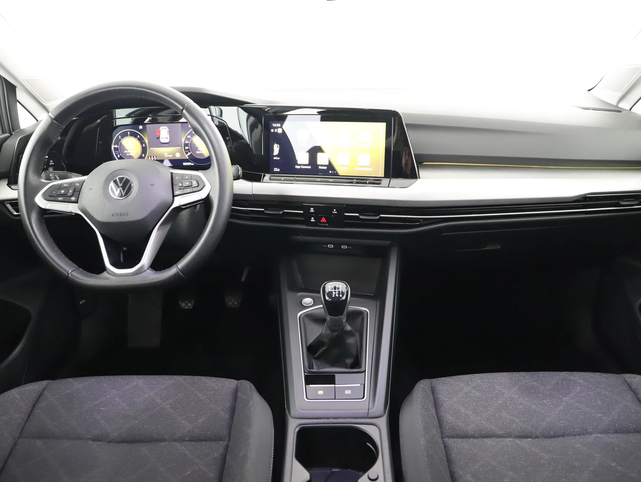 VW Golf VIII 2.0 TDI Life | Bild 8 von 20