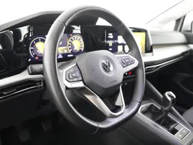 VW Golf VIII 2.0 TDI Life | Thumbnail 9 von 20
