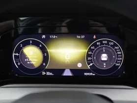 VW Golf VIII 2.0 TDI Life | Thumbnail 10 von 20