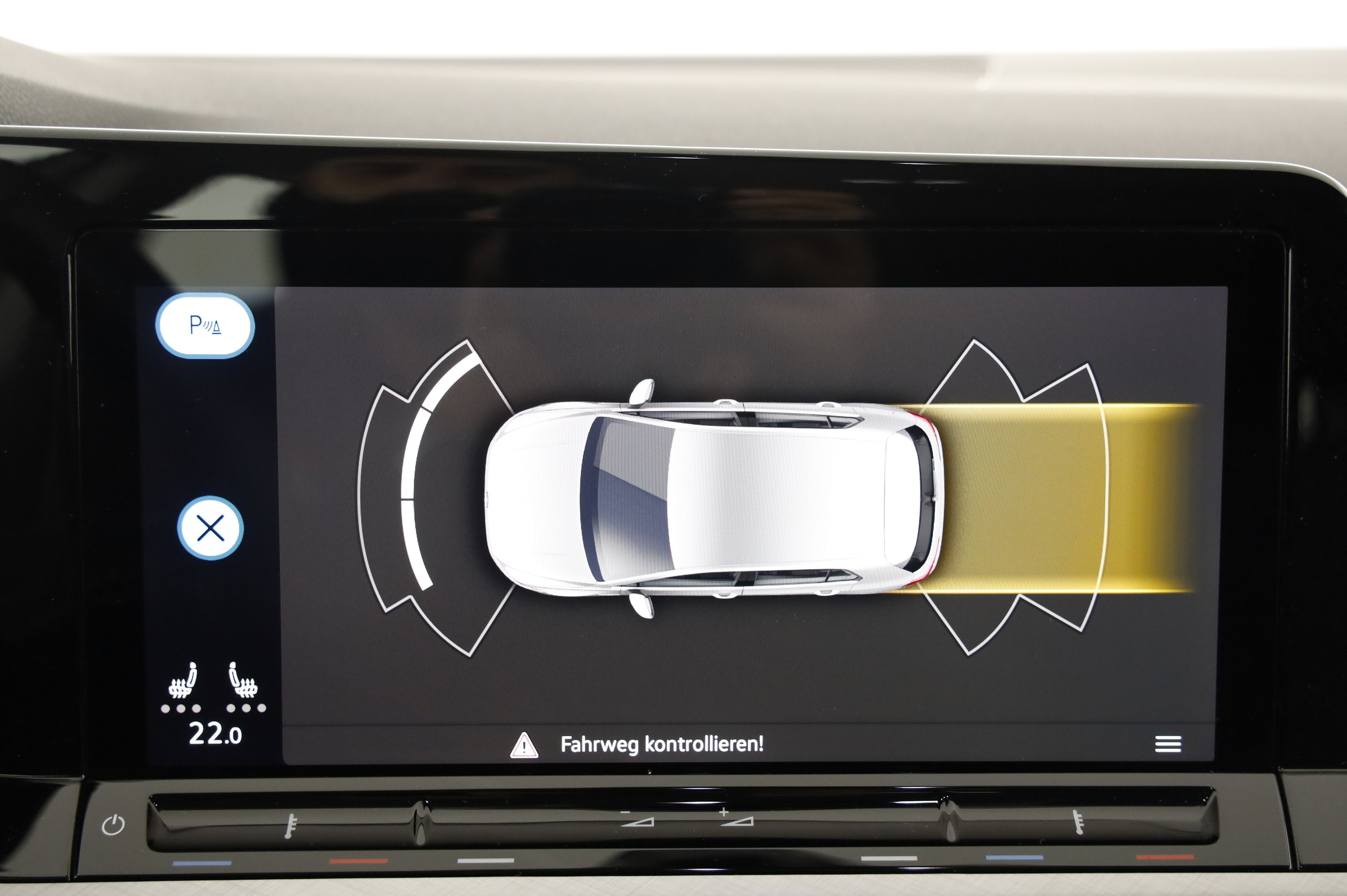 VW Golf VIII 2.0 TDI Life | Bild 21 von 30