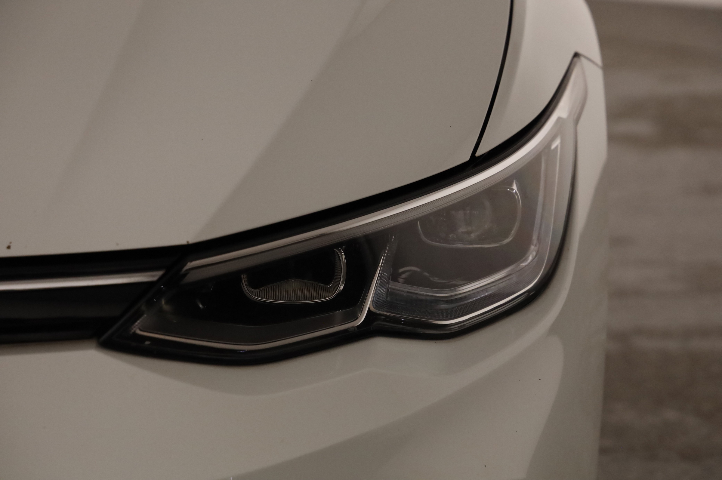 VW Golf VIII 2.0 TDI Life | Bild 28 von 30