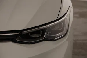 VW Golf VIII 2.0 TDI Life | Thumbnail 28 von 30
