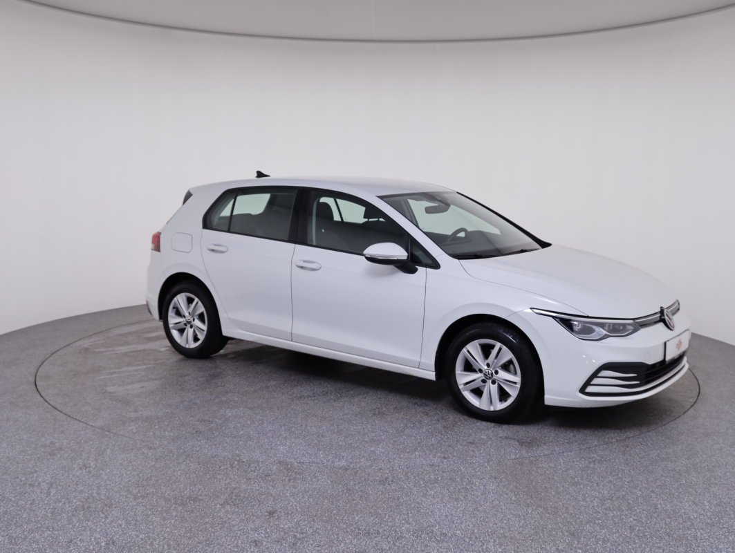 VW Golf VIII 2.0 TDI Life | Bild 4 von 30