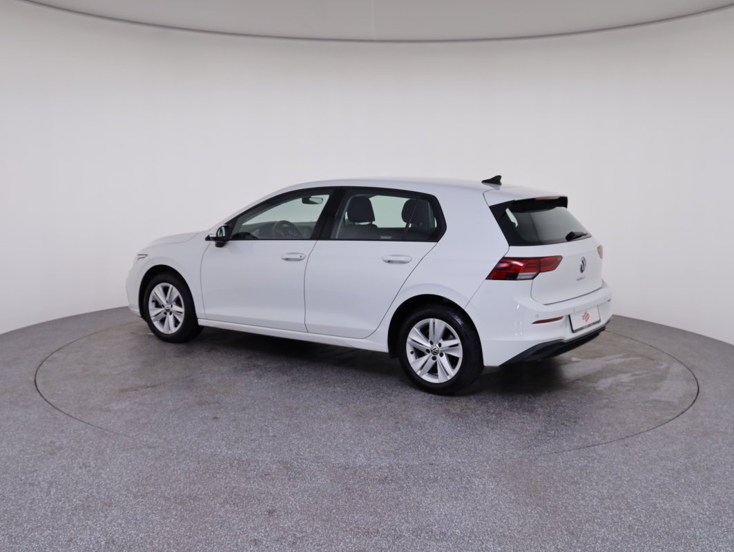 VW Golf VIII 2.0 TDI Life | Bild 8 von 30