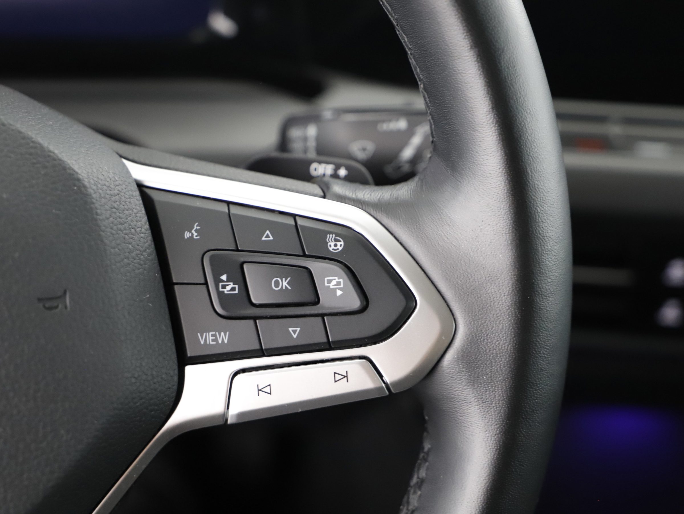 VW Golf VIII 1.4 Style | Bild 15 von 27