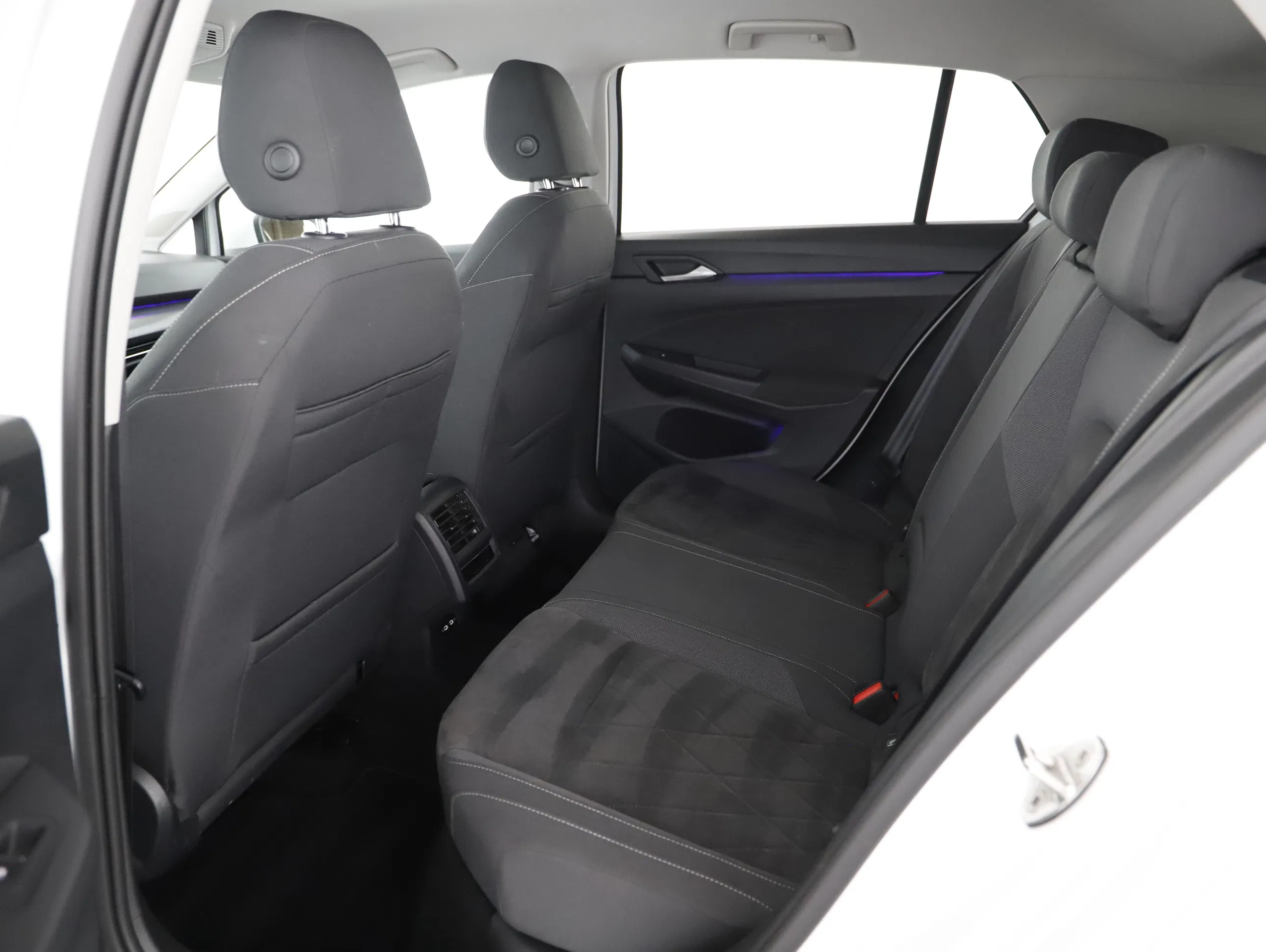 VW Golf VIII 1.4 Style | Bild 17 von 27