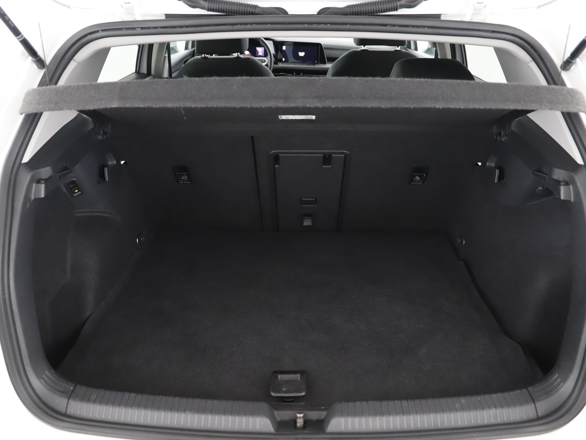 VW Golf VIII 1.4 Style | Bild 23 von 27