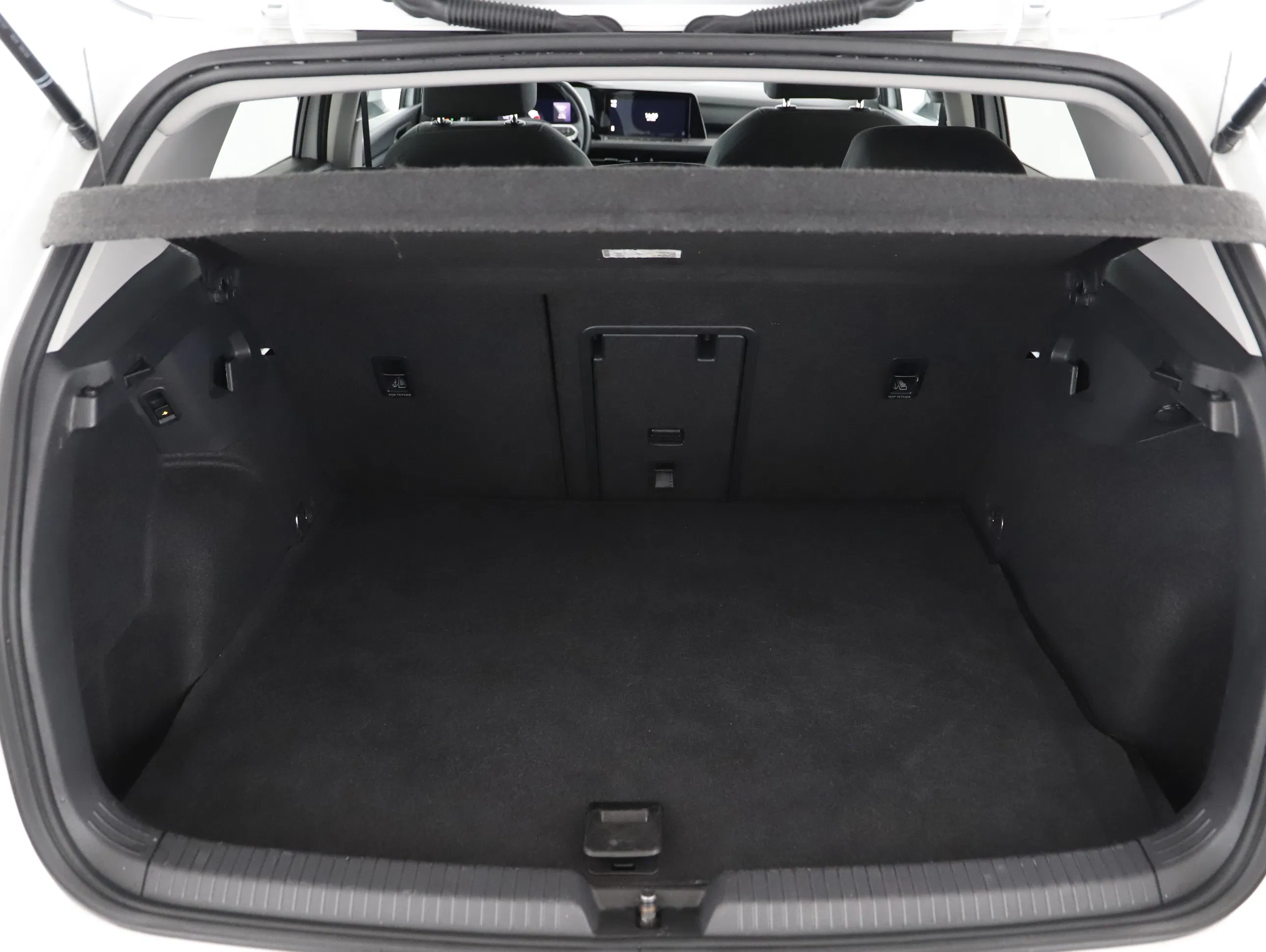 VW Golf VIII 1.4 Style | Bild 23 von 27