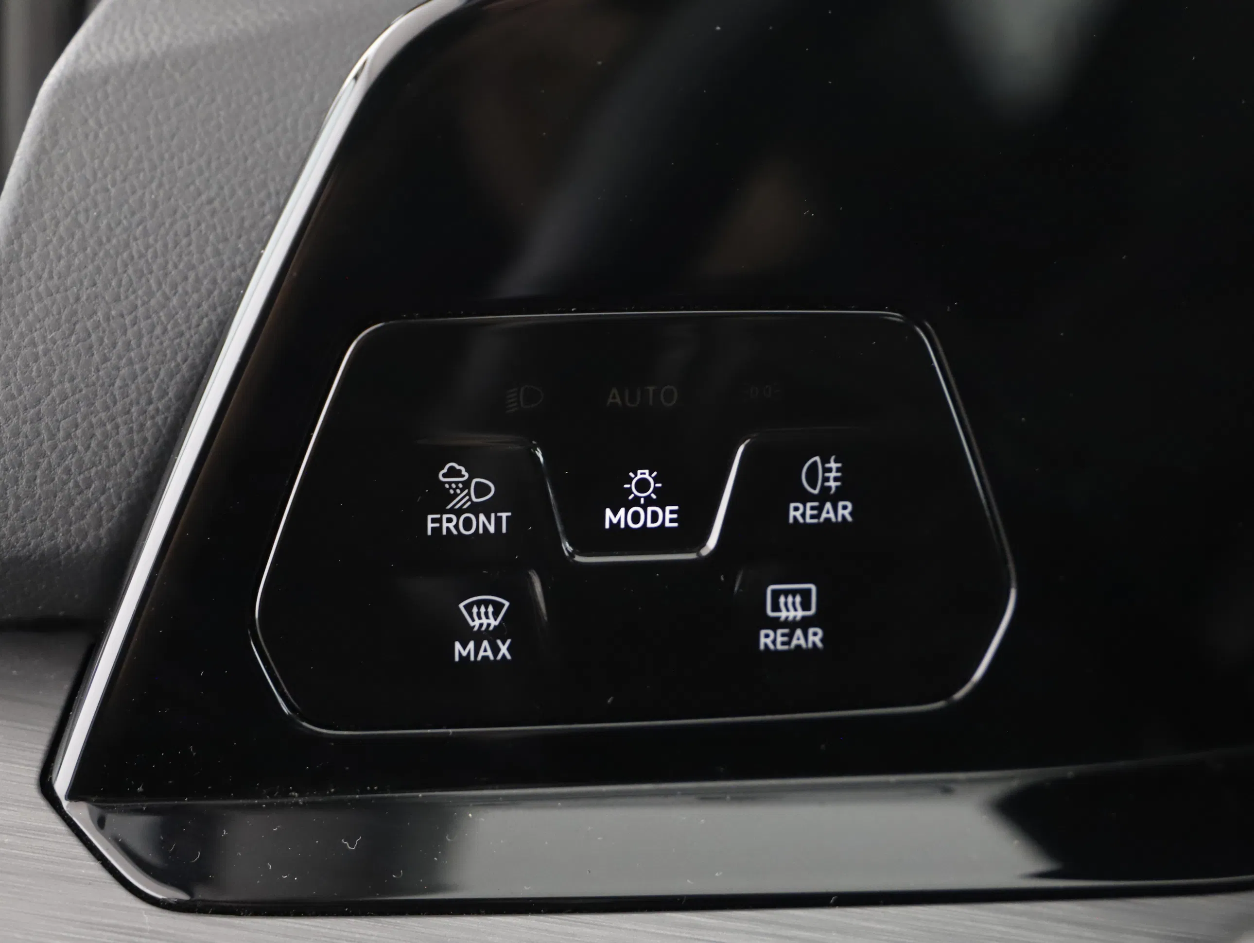 VW Golf VIII 1.4 Style | Bild 11 von 27