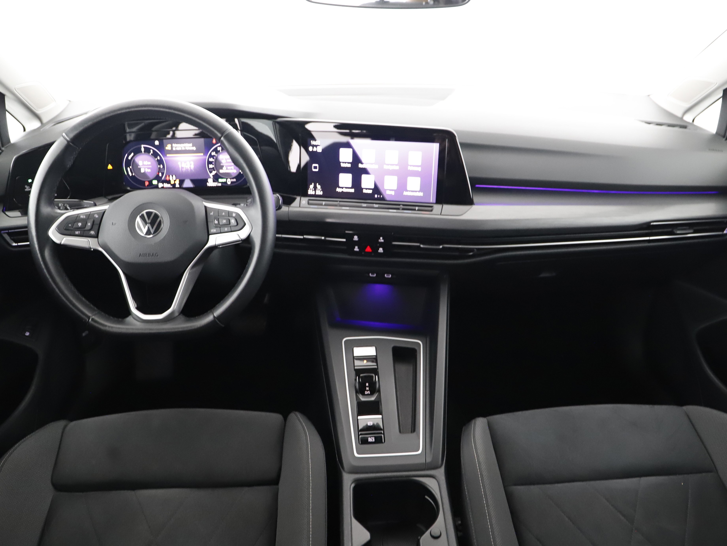 VW Golf VIII 1.4 Style | Bild 12 von 27