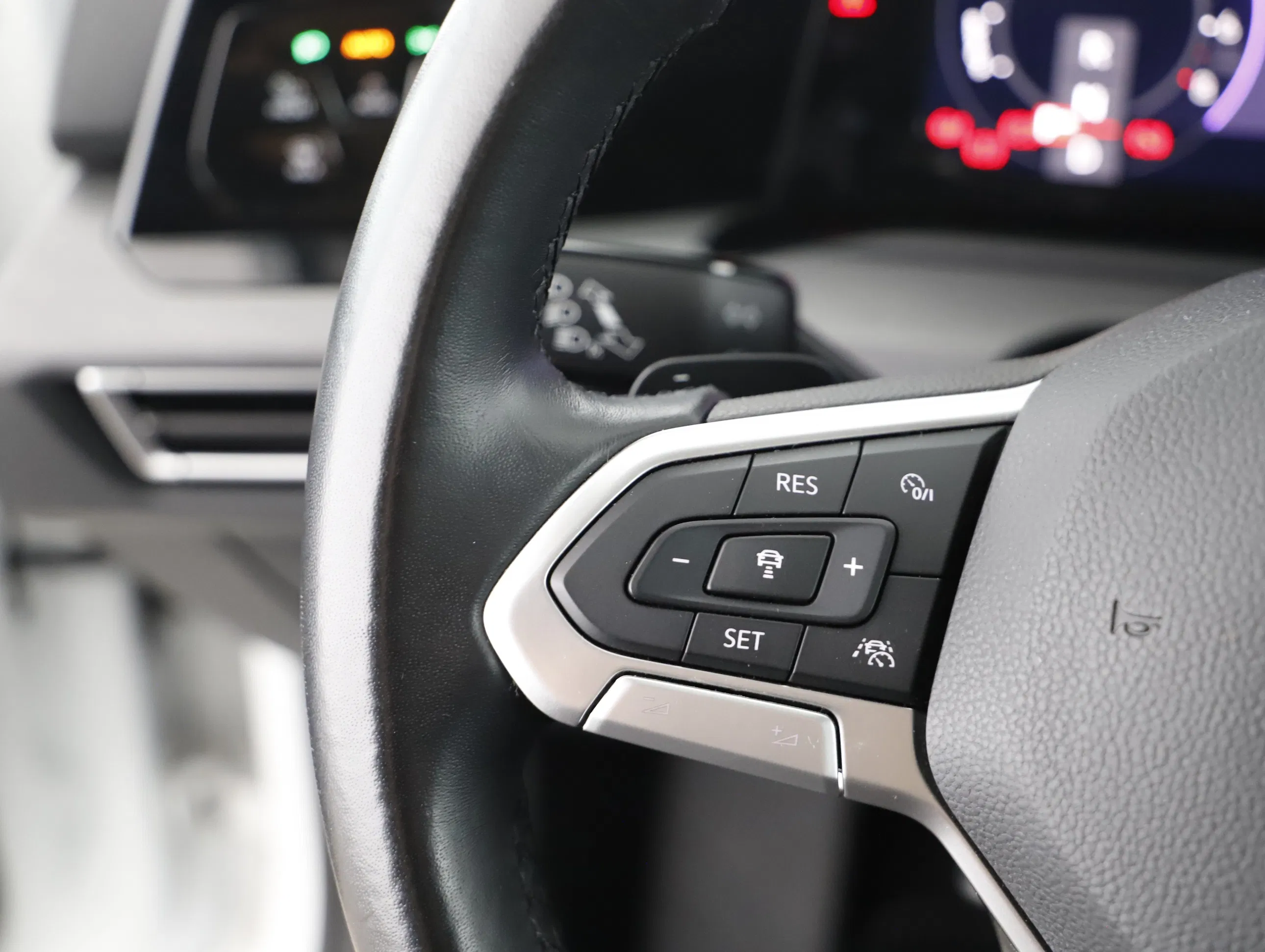 VW Golf VIII 1.4 Style | Bild 14 von 27